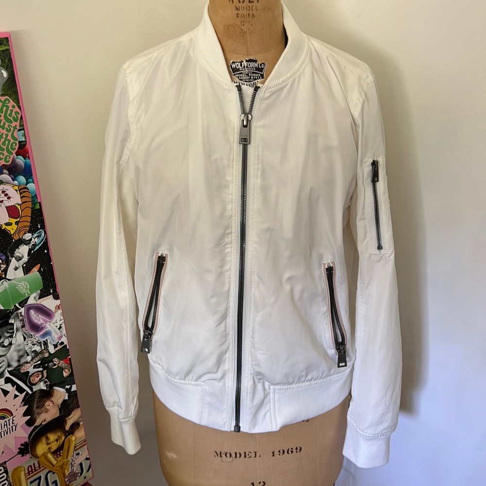 Levi’s flight bomber jacket